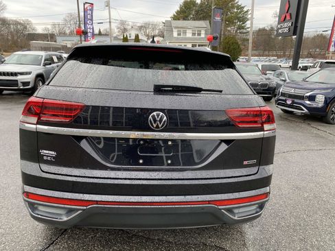 Used 2020 Volkswagen Atlas Cross Sport SEL image 4