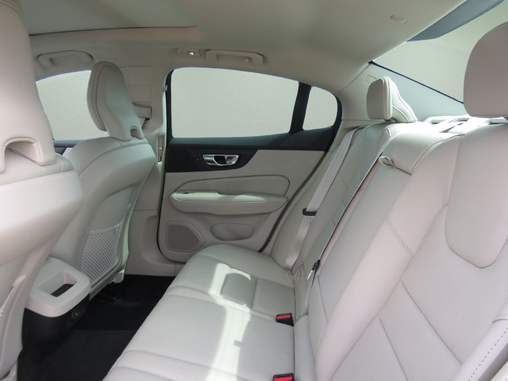 Used 2023 Volvo S60 B5 Plus FWD image 13