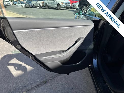 Used 2025 Tesla Model 3 Long Range RWD image 15