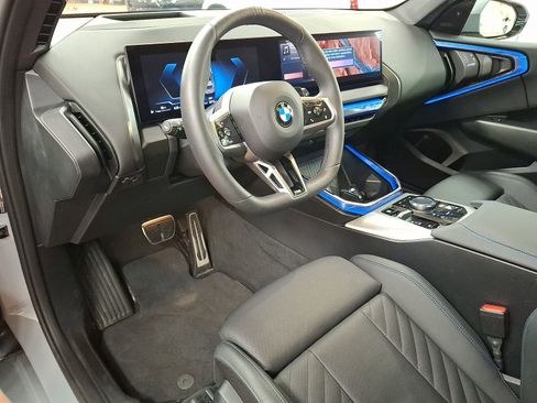 Used 2025 BMW X3 xDrive30i w/ Premium Package AWD/4WD image 9