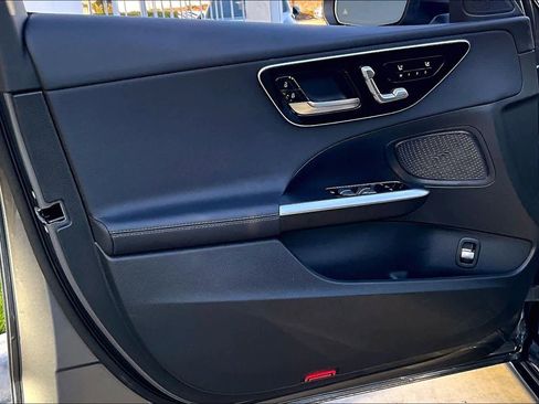 Used 2025 Mercedes-Benz C 300 C 300 image 21