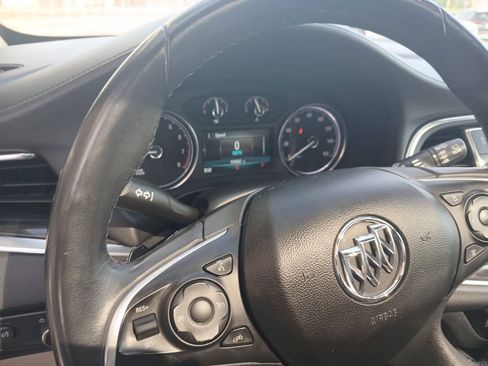 Used 2019 Buick Enclave Essence FWD image 12