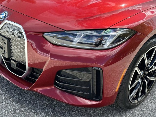 Used 2025 BMW i4 xDrive40i AWD/4WD image 9