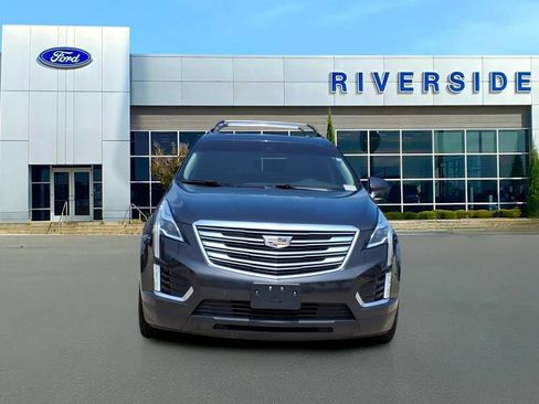 Used 2019 Cadillac XT5 Premium Luxury FWD image 2