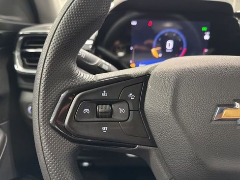 Used 2024 Chevrolet TrailBlazer LS w/ LS Convenience Package image 17