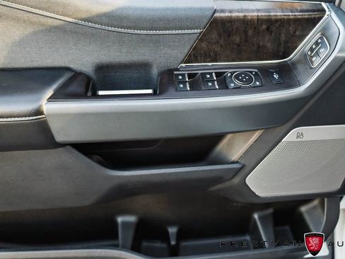 Used 2024 Ford F250 Lariat w/ Sport Appearance Package image 29