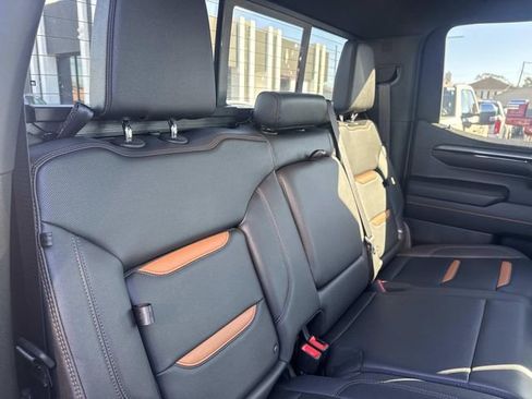 Used 2023 GMC Sierra 1500 AT4 w/ AT4 Premium Package image 12