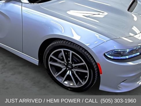 Used 2023 Dodge Charger R/T w/ Technology Group RWD image 15