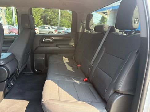 Certified 2024 Chevrolet Silverado 1500 LT AWD/4WD image 35