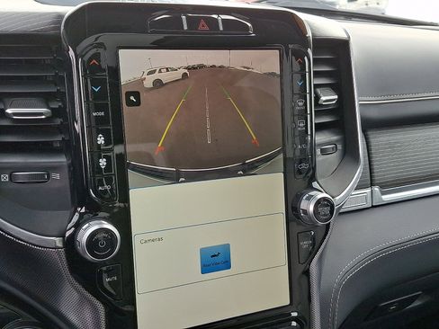 Certified 2022 RAM 1500 Limited image 18