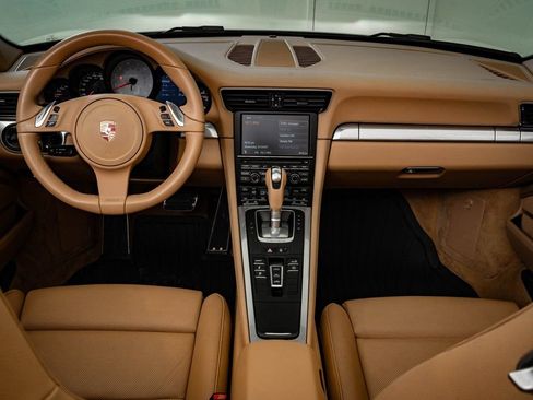 Used 2012 Porsche 911 Carrera S image 6