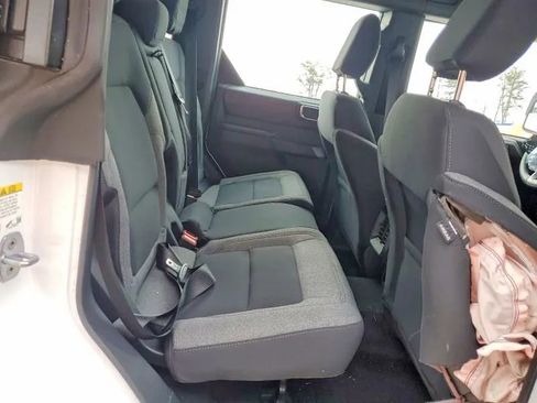 Used 2025 Ford Bronco 4-Door image 10