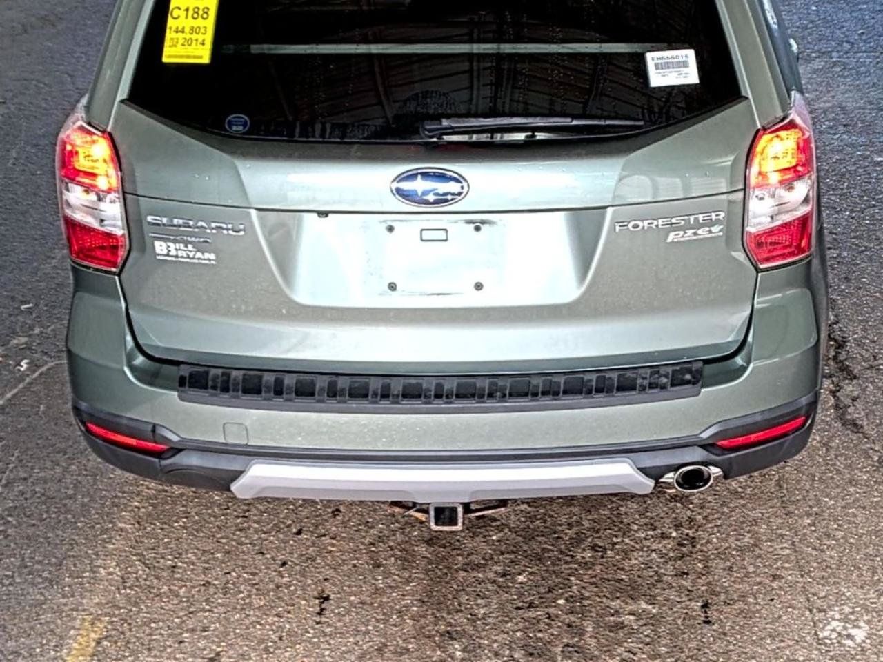 Used 2014 Subaru Forester 2.5i Touring AWD/4WD image 8
