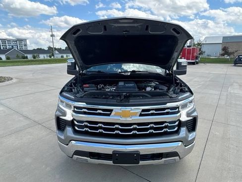 Used 2024 Chevrolet Silverado 1500 LTZ w/ LTZ Premium Package AWD/4WD image 45