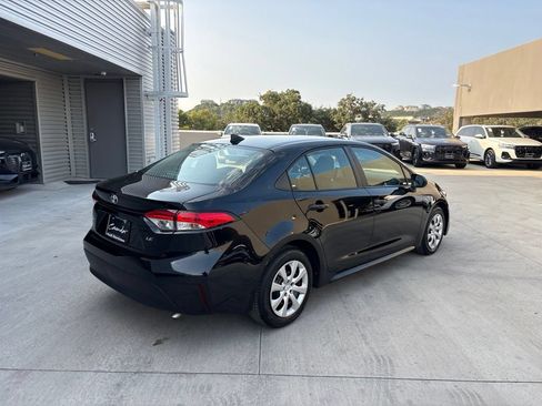 Used 2026 Toyota Corolla LE FWD image 6