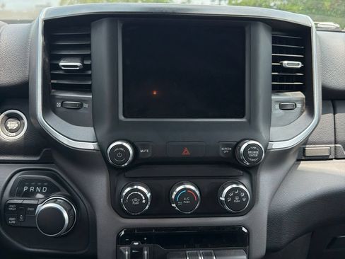 Used 2024 RAM 2500 Big Horn AWD/4WD image 11
