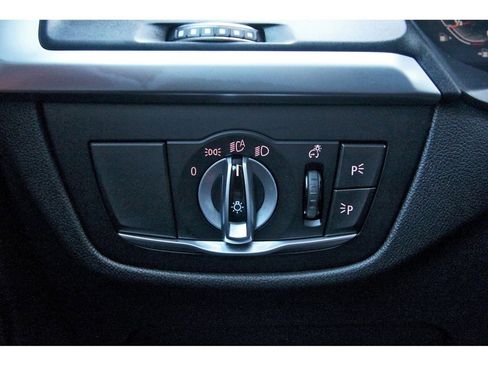 Used 2022 BMW X3 xDrive30i w/ M Sport Package 2 image 25