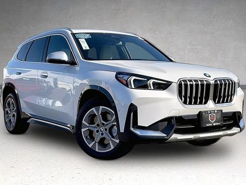 Used 2024 BMW X1 xDrive28i w/ Convenience Package AWD/4WD image 2