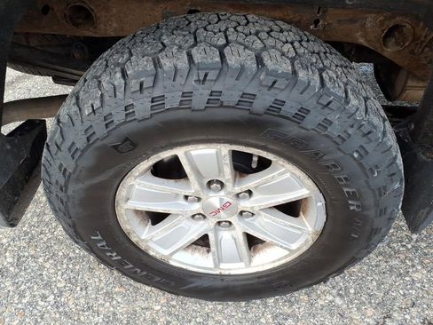 Used 2014 GMC Sierra 1500 SLE w/ SLE Value Package image 12