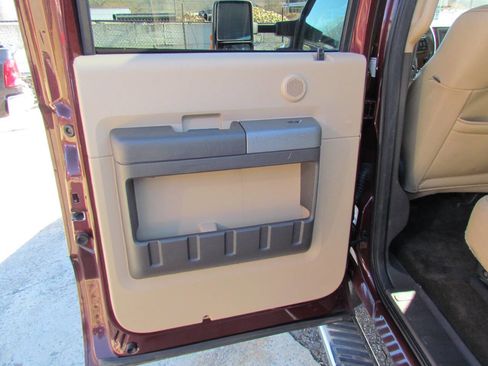 Used 2011 Ford F350 Lariat w/ Lariat Ultimate Pkg image 13