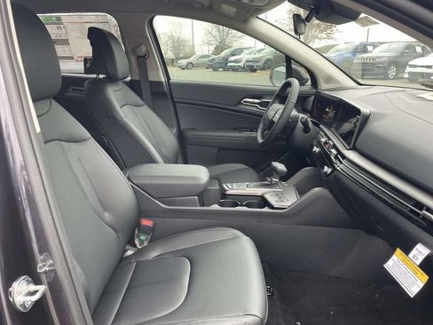 Certified 2026 Kia Sportage EX FWD image 18