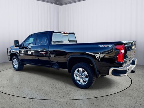 Used 2022 Chevrolet Silverado 2500 LTZ w/ LTZ Texas Edition image 10