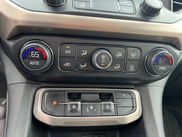 Used 2020 GMC Acadia Denali w/ Technology Package AWD/4WD image 22