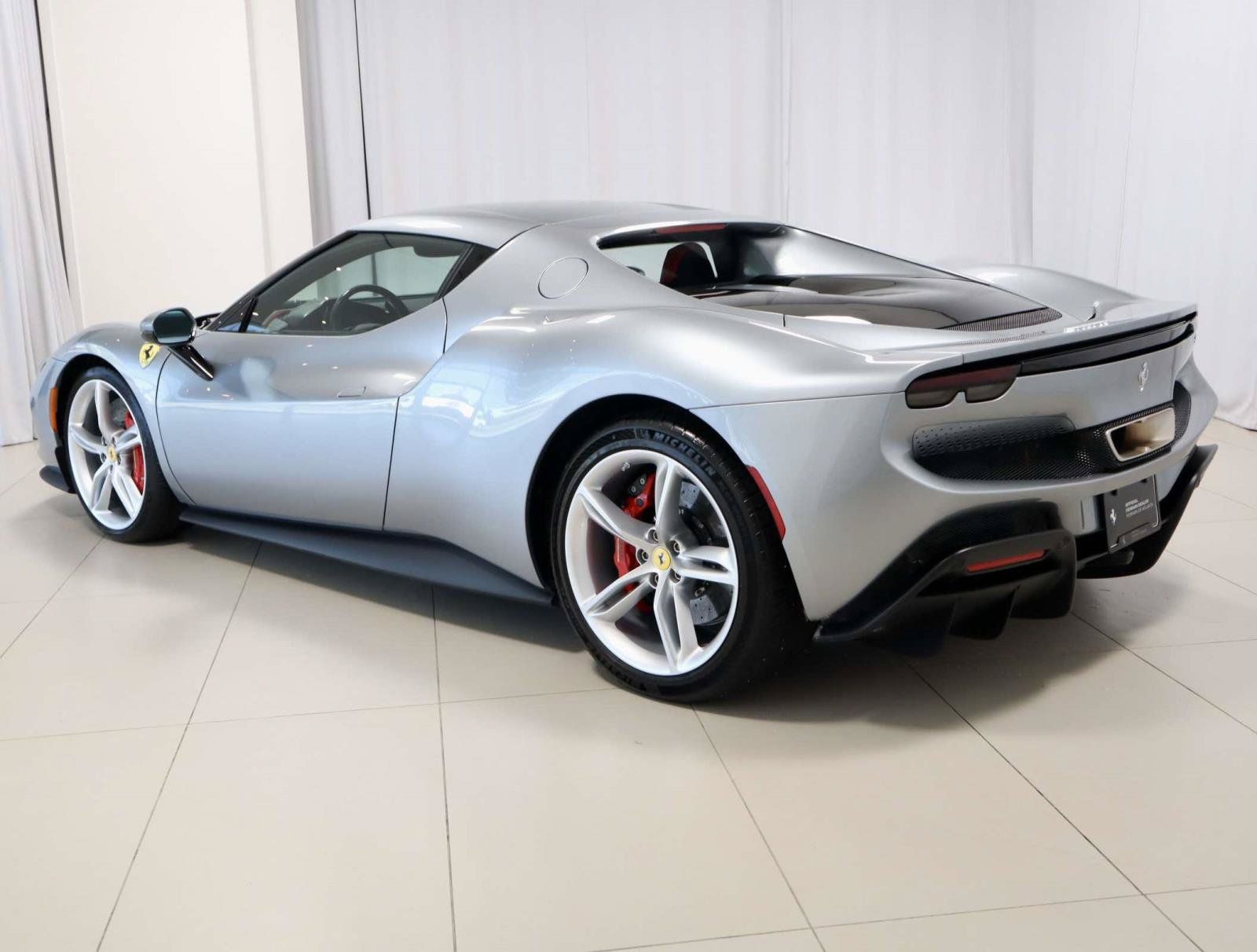 Used 2024 Ferrari 296 GTB RWD image 3