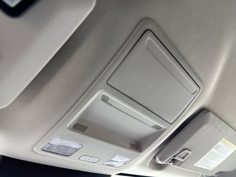 Used 2023 Ford Maverick Lariat w/ Lariat Luxury Package FWD image 75