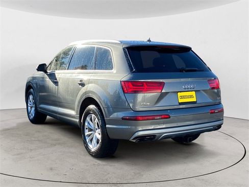 Used 2017 Audi Q7 3.0T Premium image 4