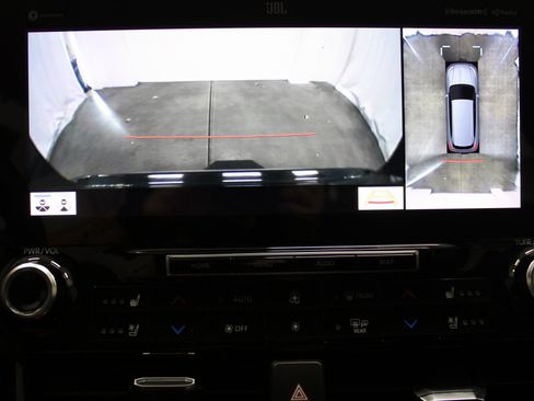 Used 2022 Toyota Highlander Limited image 38