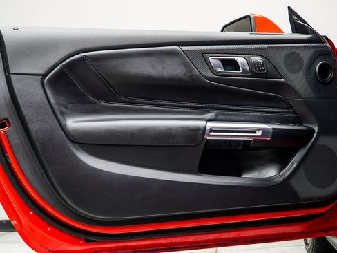 Used 2024 Ford Mustang GT Premium image 30