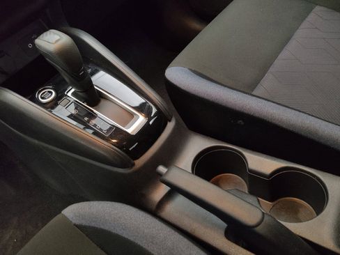 Used 2024 Nissan Versa SV image 26