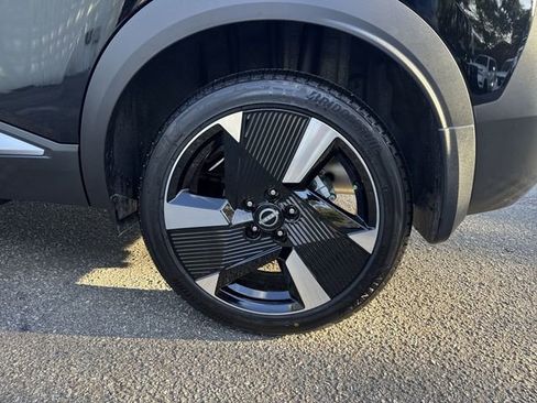 New 2026 Nissan Kicks SR w/ Cold Weather Package image 31