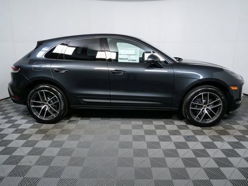 New 2026 Porsche Macan image 26