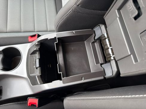 Used 2016 Ford Escape SE FWD image 26