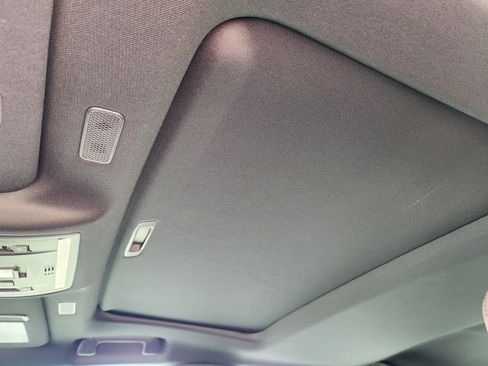 New 2025 Lexus ES 350 w/ Premium Package image 18