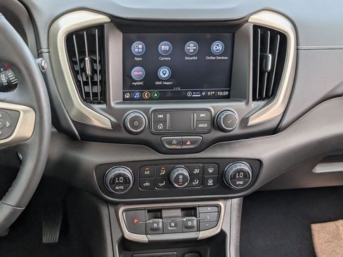 Used 2023 GMC Terrain Denali w/ Denali Premium Package AWD/4WD image 12