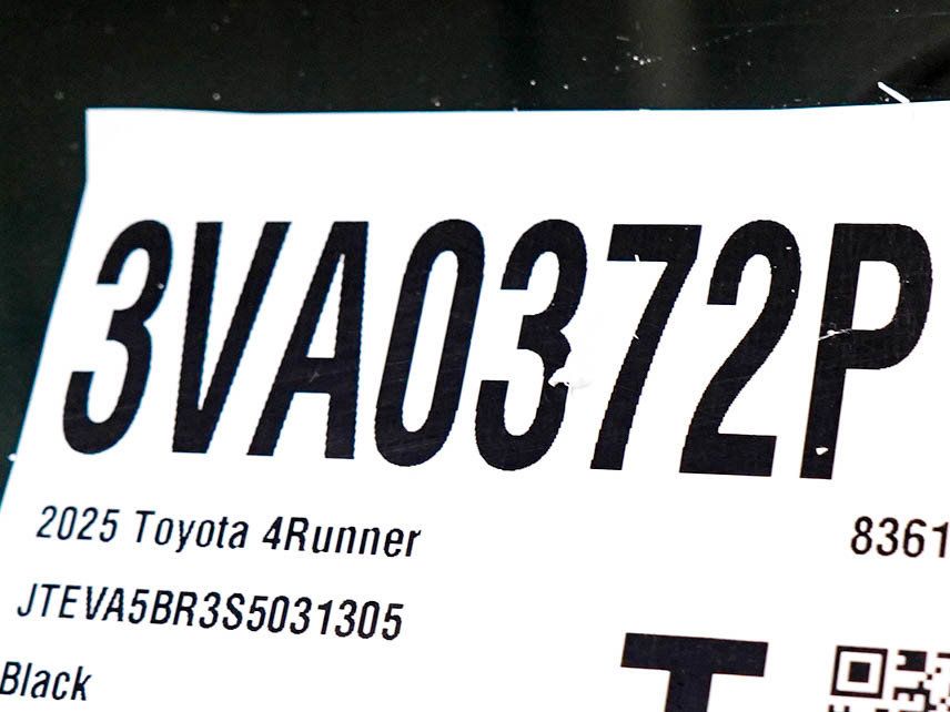 Used 2025 Toyota 4Runner TRD Off-Road Premium w/ Tow Technology Package AWD/4WD image 32