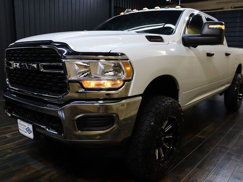 Used 2023 RAM 2500 Tradesman w/ Towing Technology Group image 6