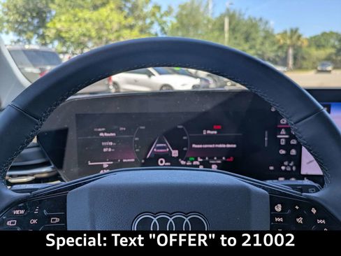 Certified 2025 Audi Q5 Premium AWD/4WD image 33