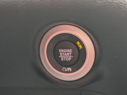 New 2026 Chrysler Voyager LX FWD image 27