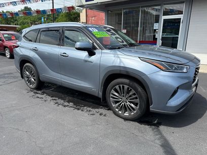 Used 2021 Toyota Highlander Limited