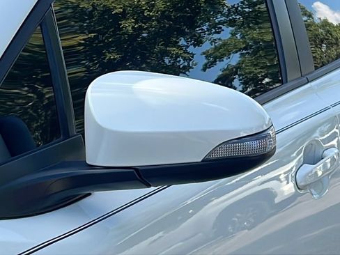 Certified 2021 Toyota C-HR XLE FWD image 26