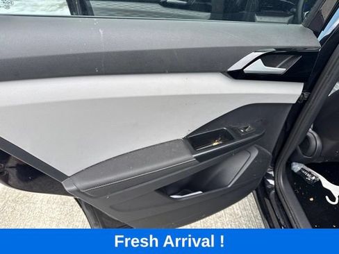 Used 2024 Volkswagen Taos S FWD image 13