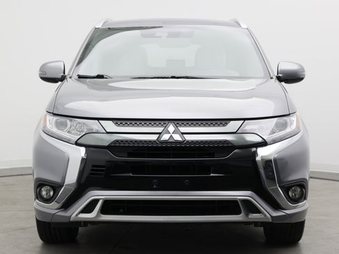 Used 2022 Mitsubishi Outlander LE AWD/4WD image 2