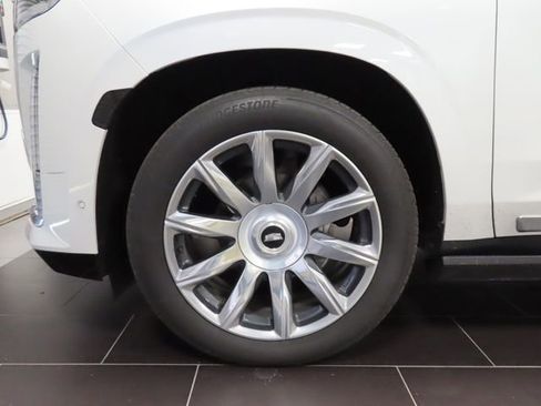 Used 2022 Cadillac Escalade Premium Luxury Platinum AWD/4WD image 13