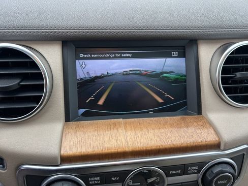 Used 2016 Land Rover LR4 HSE image 14