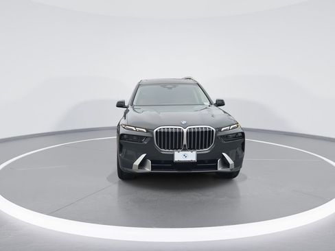 New 2026 BMW X7 xDrive40i w/ Premium Package image 3