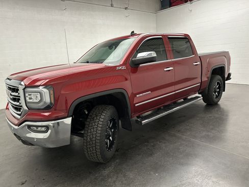 Used 2018 GMC Sierra 1500 SLT AWD/4WD image 5